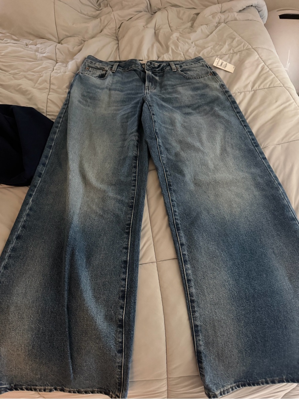 PacSun Wide-Leg Flared Jeans in Faded Blue Wash